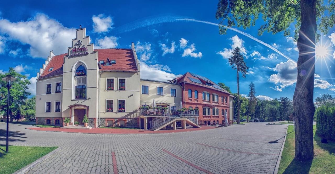 Отель Hotel Niemcza Wino & Spa Немча-5